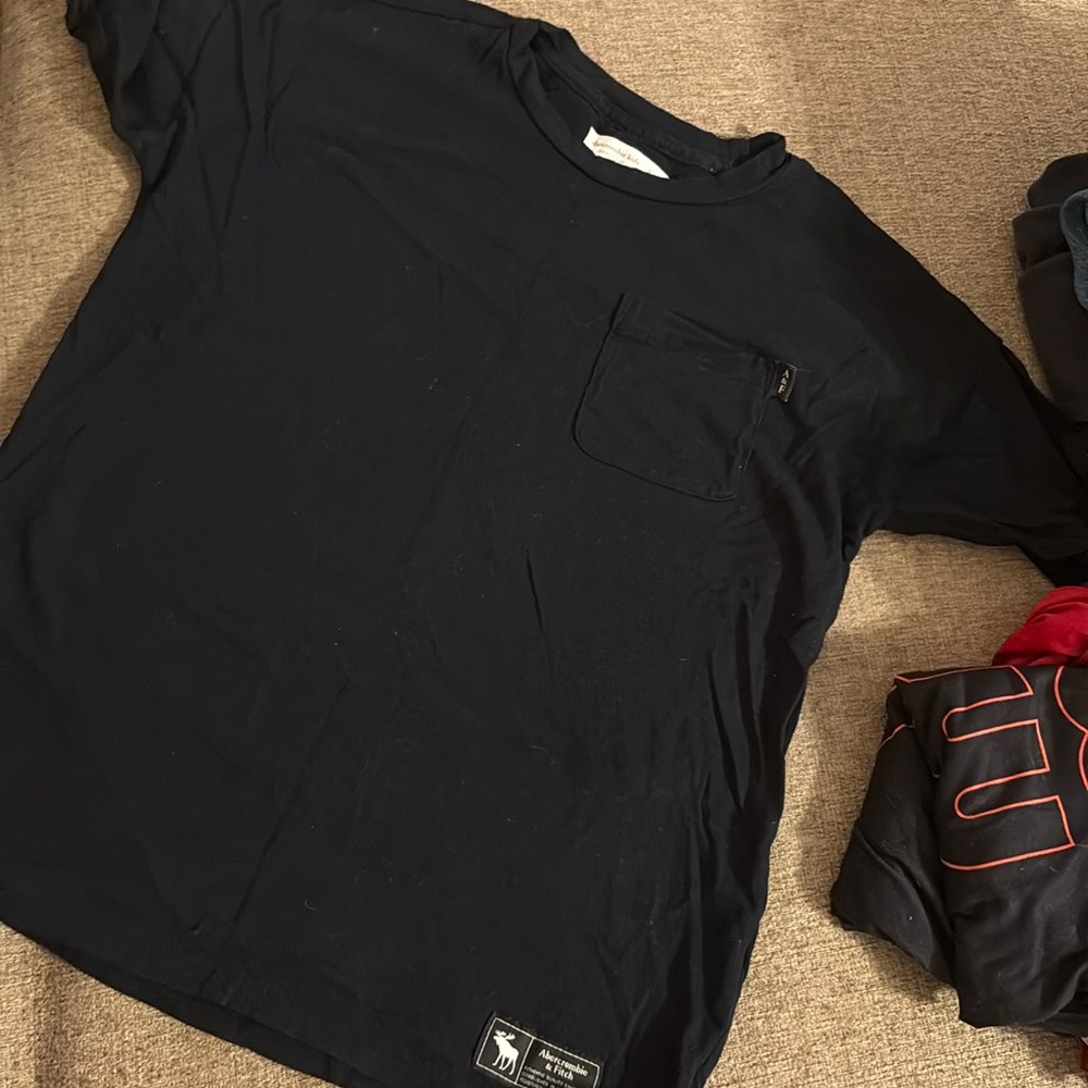 Boys Size 11/12 Pocket Short Sleeve Tee